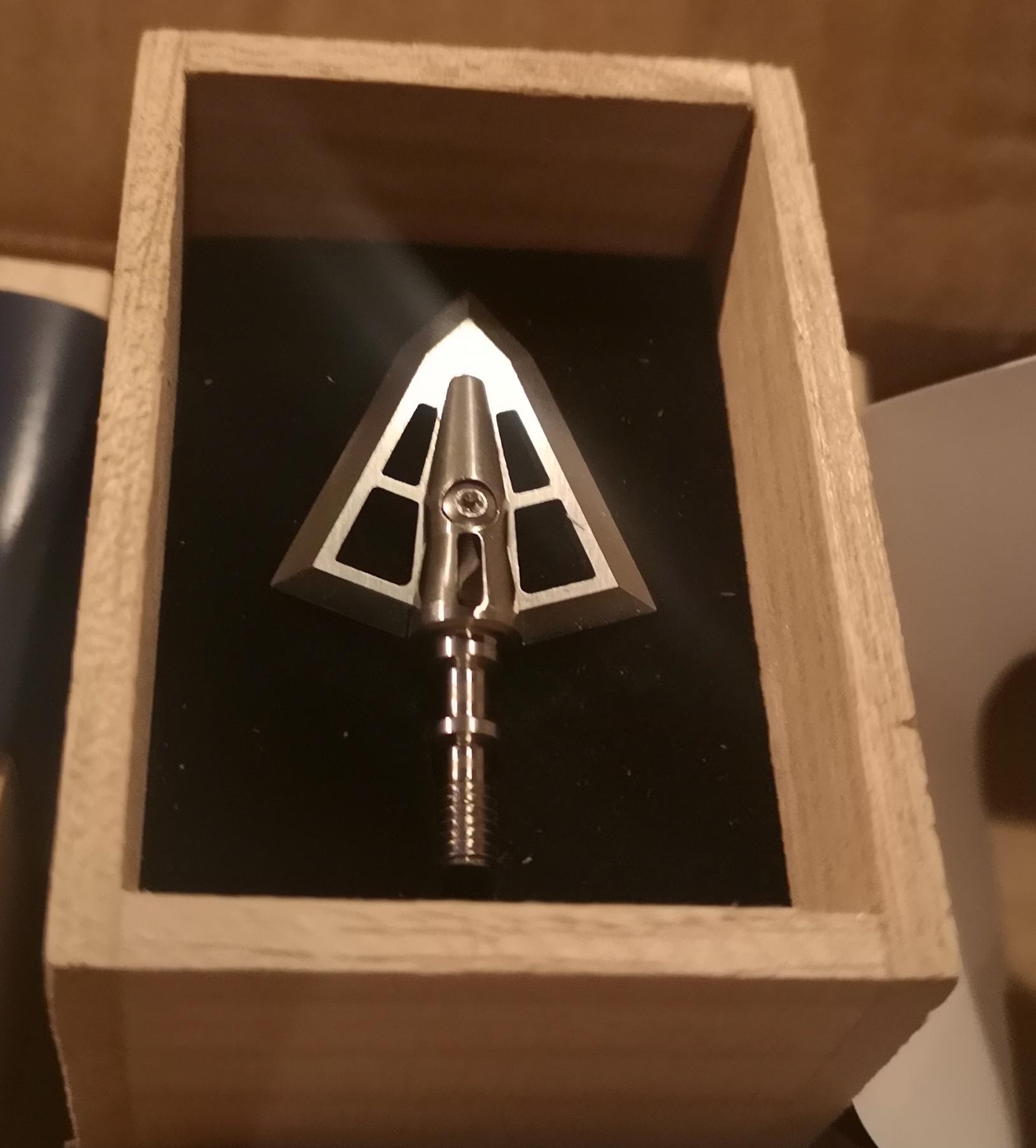 фото Наконечник Iron Will V-Series Broadheads Наконечник Iron Will V-Series Broadheads